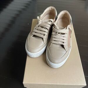 Burberry sneakers size 6.5